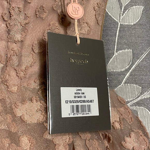 House of CB Lovely French Rose Jacquard Sweetheart Neckline Midi Dress - Picture 9 of 10